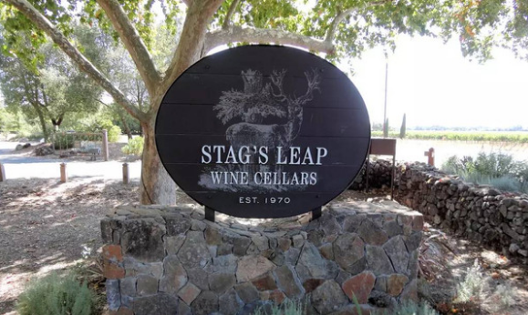 Explorons l’univers de Stag’s Leap Wine Cellars ! Parmi ce qui se fait de mieux à Napa!