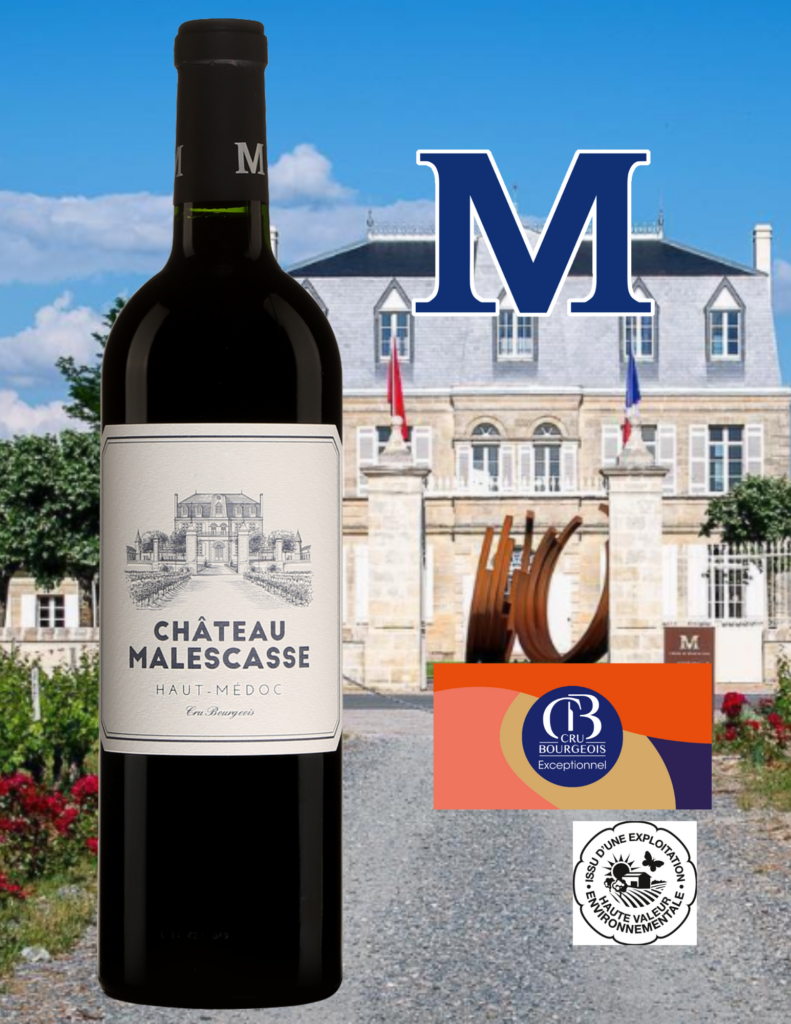 Bouteille de Château Malescasse avec Château Malescasse en background