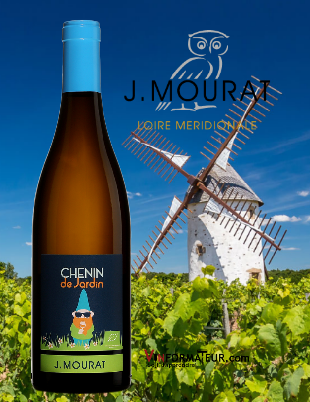 Bouteille de Chenin de Jardin, Val de Loire, Vignobles Mourat, vin blanc bio, 2020 avec moulin à vent en arrière-plan