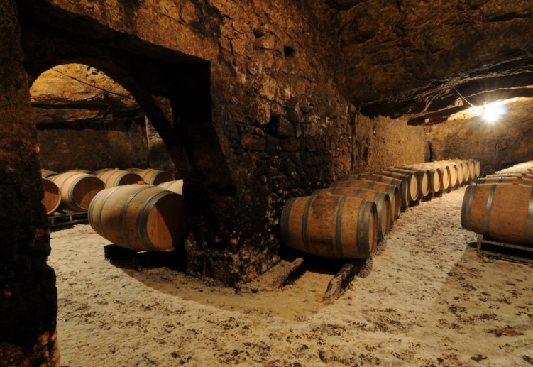 Chai Vignobles Dulon grottes souterraines
