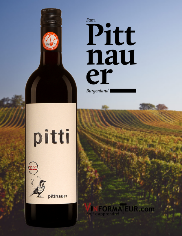 Bouteille de Pitti, Weingut Pittnauer, Autriche, Burgenland, 2019 avec vignobles en arrière-plan