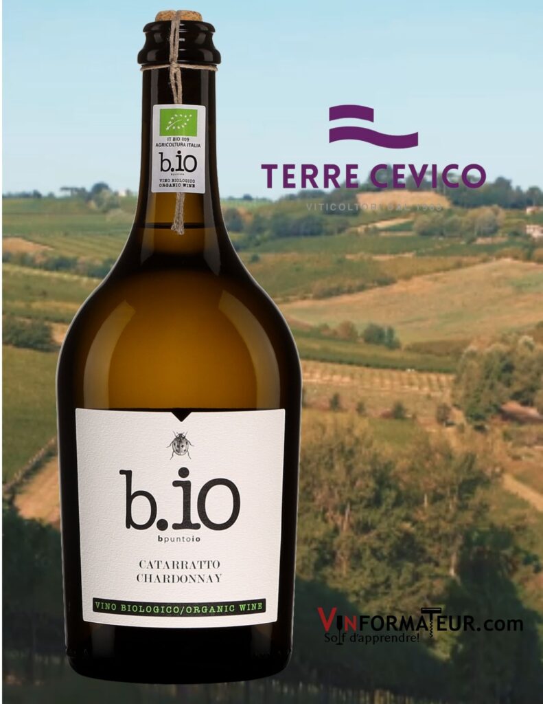 Bouteille de Bi.o (bpuntoio), Terre Siciliane IGP, Catarratto, Chardonnay, Sicile, vin blanc bio, Terre Cevico, 2020 avec vignobles