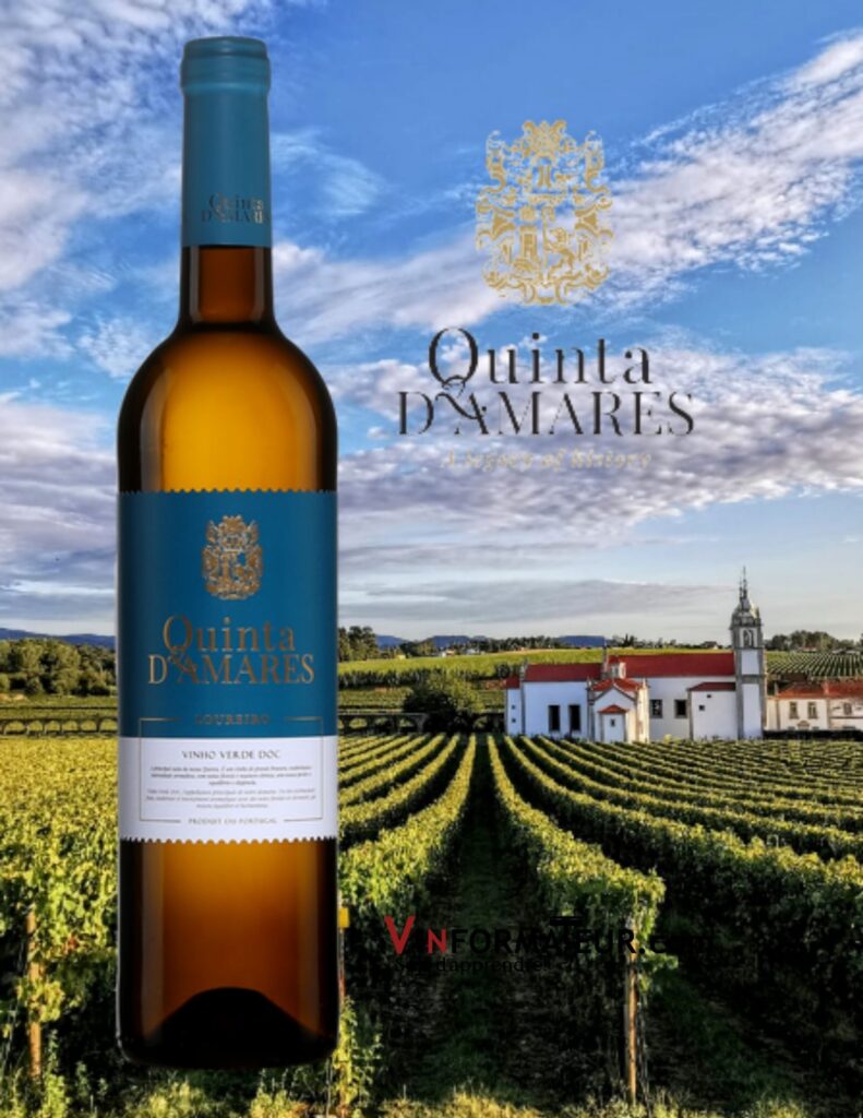 Bouteille de Quinta d’Amares, Loureiro, Portugal, Vinho Verde, 2018