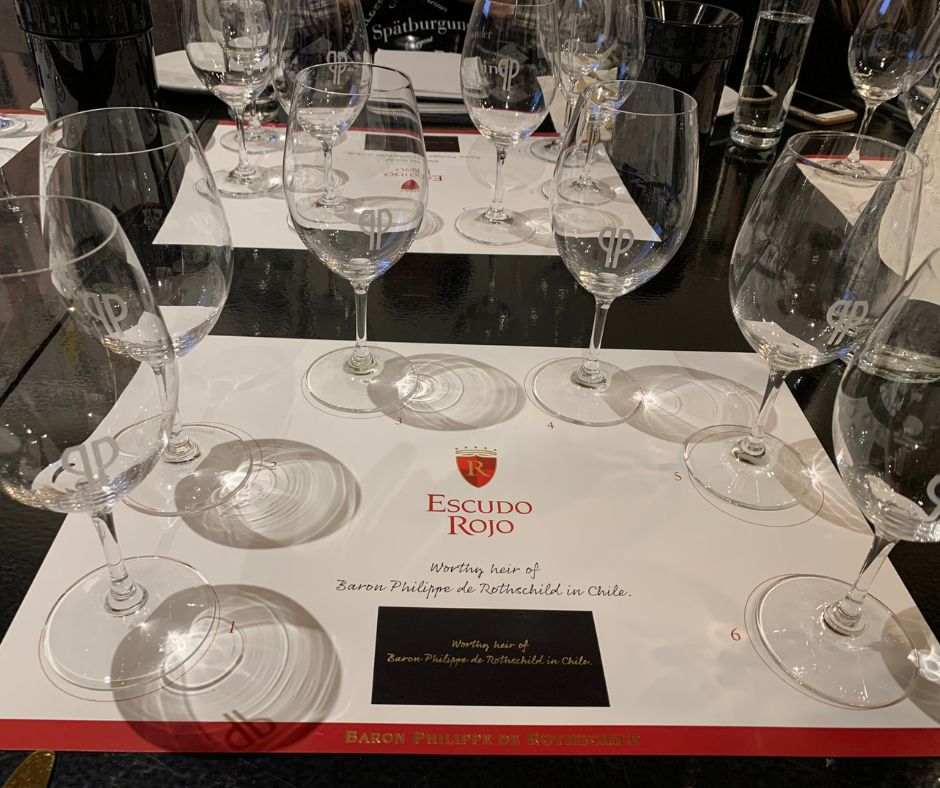 Dégustation des vins de la marque Escudo Rojo